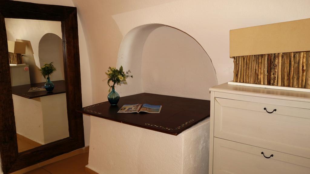 Finesse Suites Oia  Exterior photo