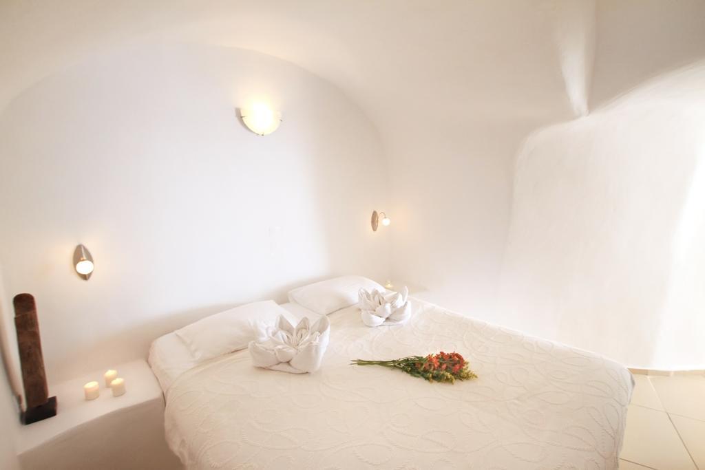 Finesse Suites Oia  Exterior photo