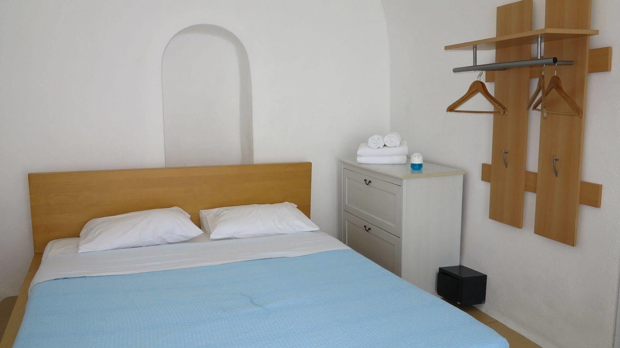 Finesse Suites Oia  Exterior photo