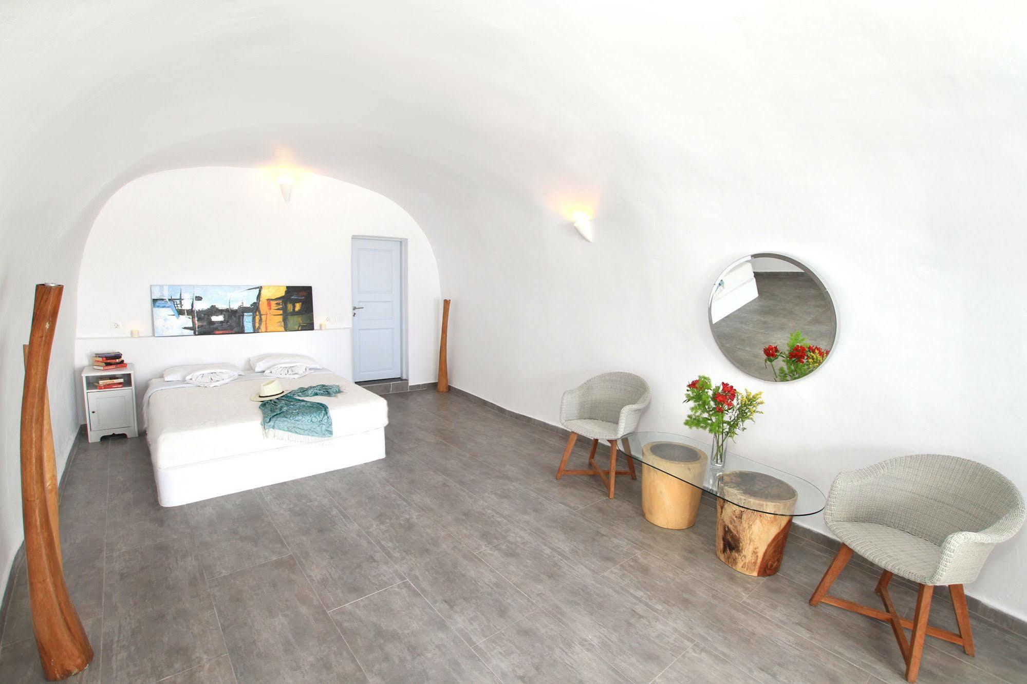 Finesse Suites Oia  Exterior photo